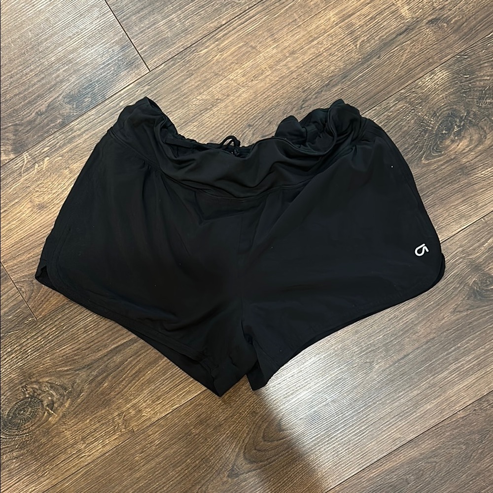 GAP Women's Black Athletic Shorts